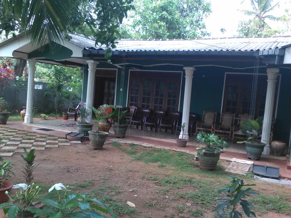 Elephant Safari Lodge Sigiriya Junction Habarana Exterior foto